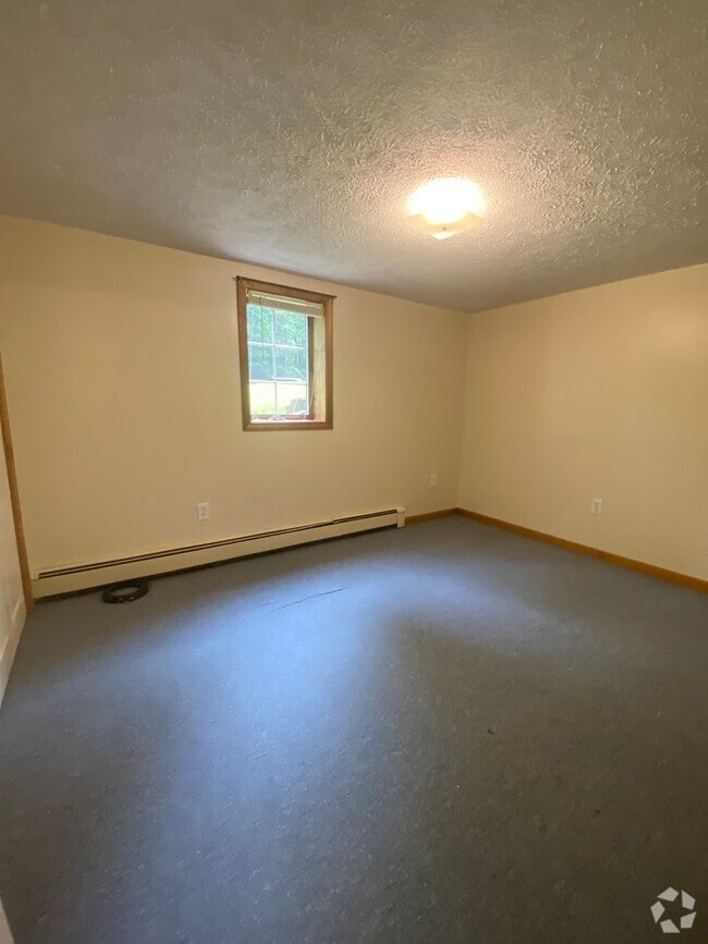 Building Photo - 10 Dumas Dr Unit 3 Rental