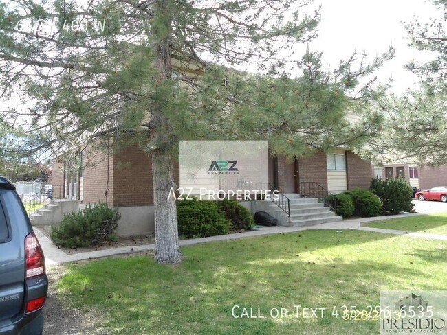 656 N 400 W St