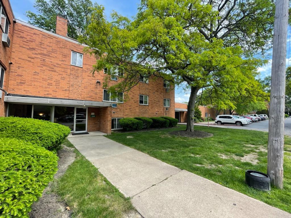 Shady Cove Apts - Shady Cove Apts