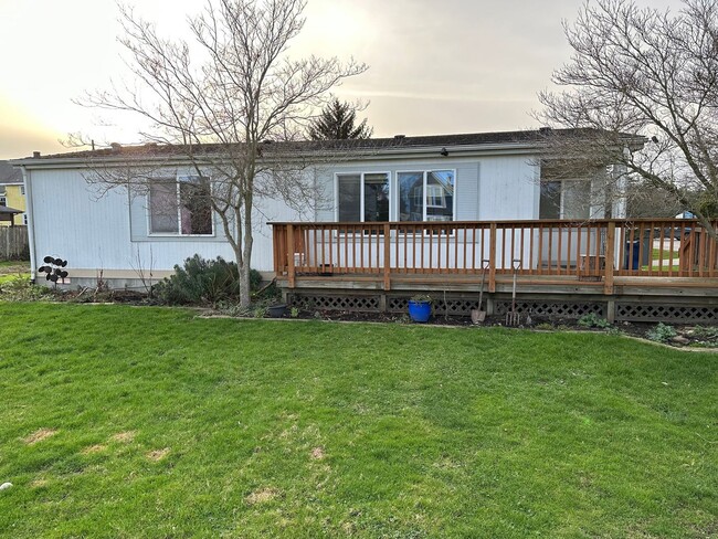 Laconner 2 Bedroom - Laconner 2 Bedroom House