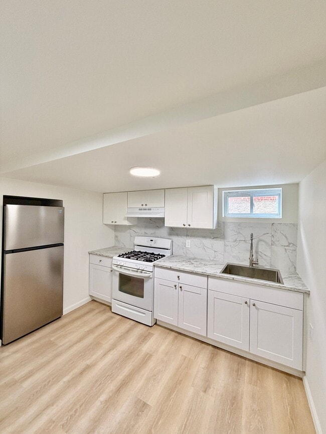 Photo - 512 Nassau Blvd Unit 1C