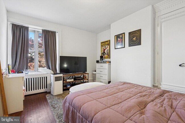 Photo - 344 Green Ln