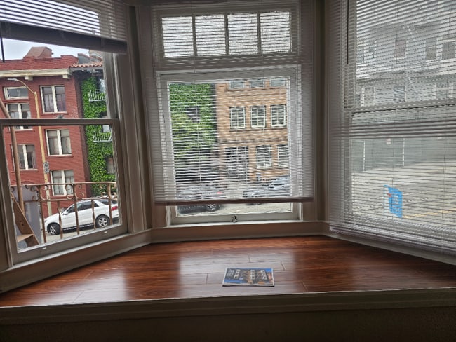 1025 Powell St Unit 6