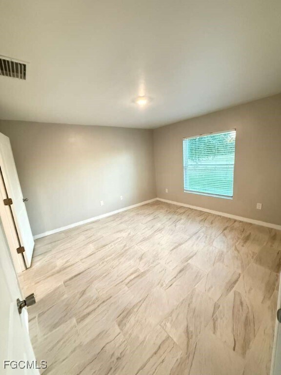 Building Photo - 5019 Moon Ln