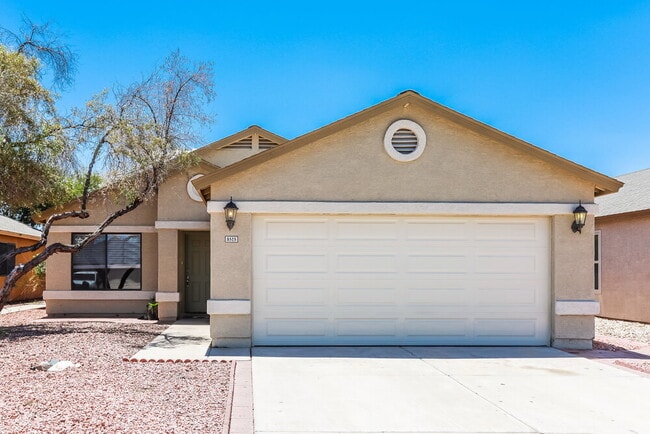 Building Photo - 8515 W Elm St