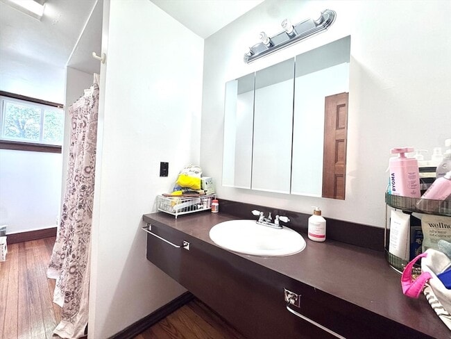 Photo - 22 Greenough St Unit 3