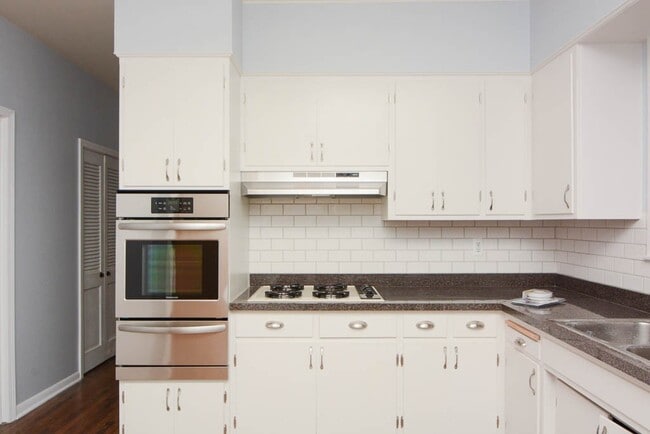 Photo - 3521 N Bell Ave Unit J09P