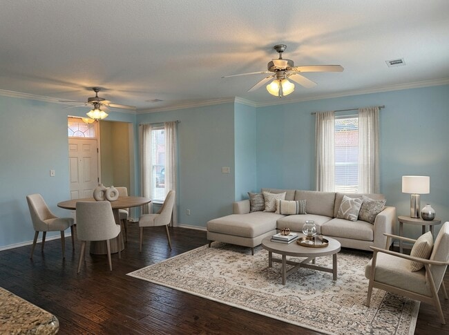 Photo - 1425 W Villa Maria Rd