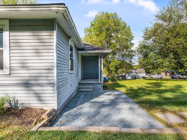 Photo - 1 Cord St