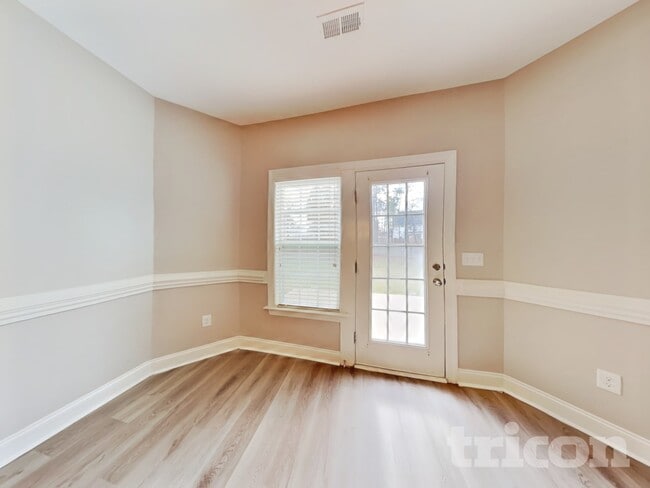 Photo - 37 Pedley Pl