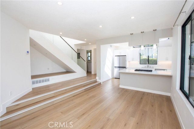 Photo - 7 Sweetwater