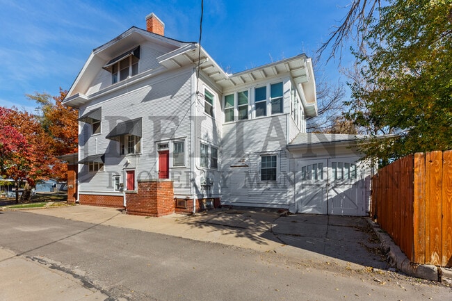 Photo - 3325 Victor Pl Unit 1 - 1