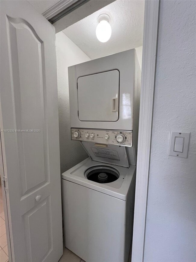 Photo - 1535 SE 26th St Unit 106