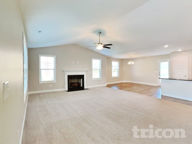 Photo - 85 Arrow Ln