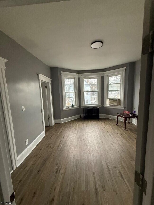 Photo - 296 S 19th St