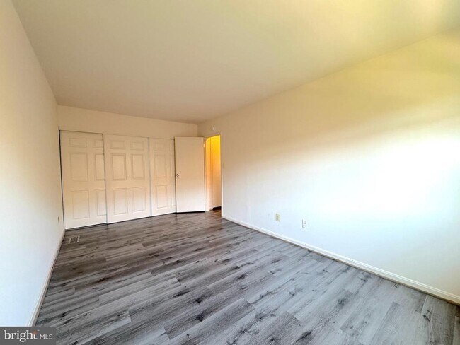 Photo - 9557 Hagel Cir