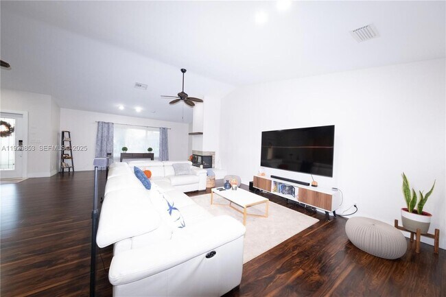 Photo - 13331 NW 10th St