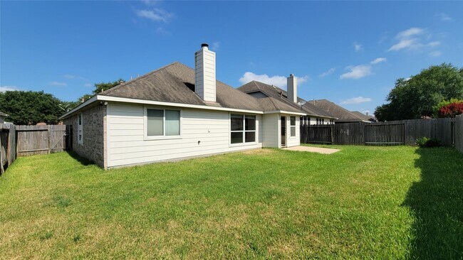 4822 Bonny Loch Ln