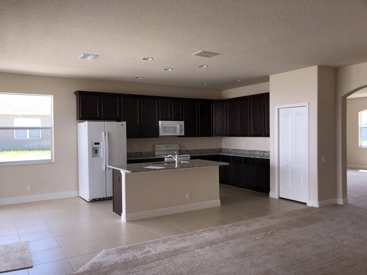 Photo - 14945 Potterton Cir