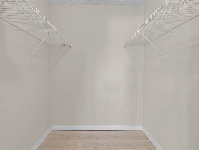 Photo - 464 N Paula Dr Unit 106