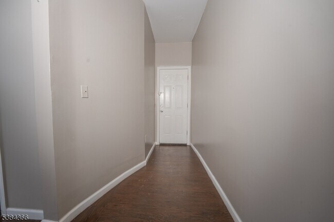 Photo - 296 N Clinton St