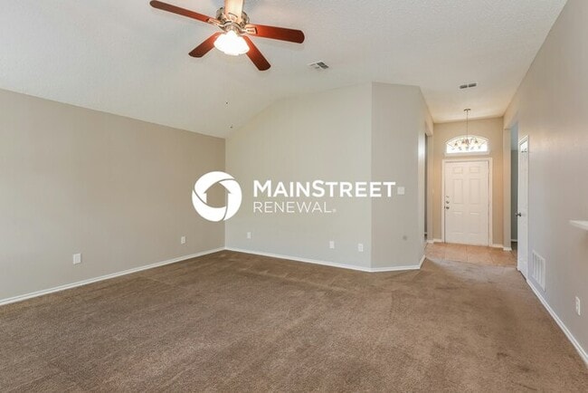 Photo - 4 Bedroom Pet-Friendly Home in Arlington, ...