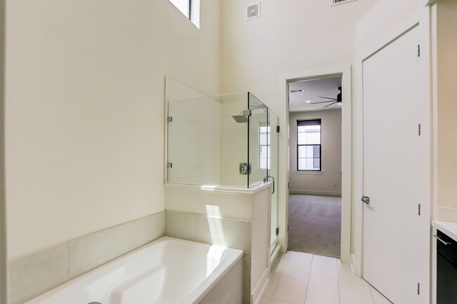 Photo - 2106 Colorado St