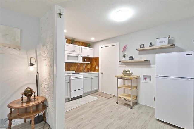 Photo - TINY HOUSE ready to rent! 1 bed, 1 bath, a...