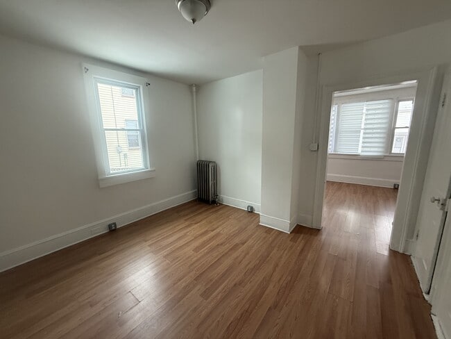 Photo - 417 Willow St