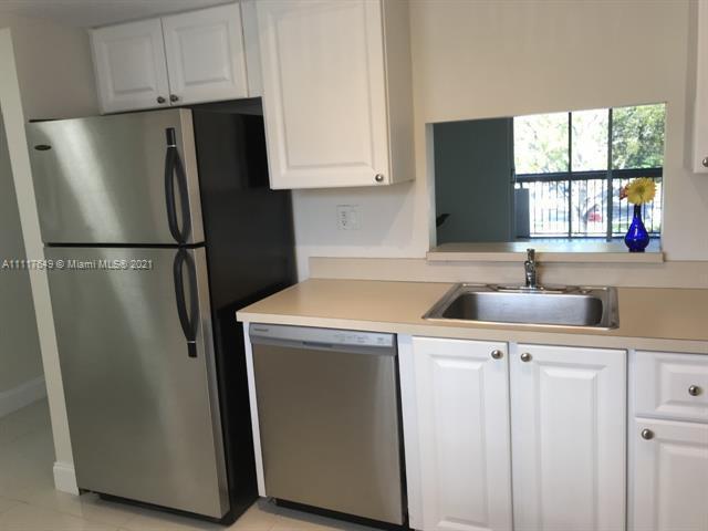 Photo - 731 N Pine Island Rd