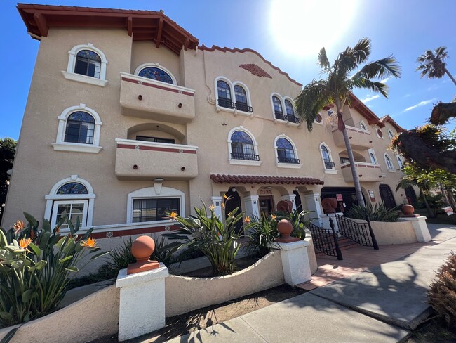 Building Photo - 7120 Ramsgate Rental