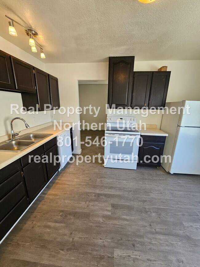 Photo - Charming 2-bedroom Home in Layton Now Avai...