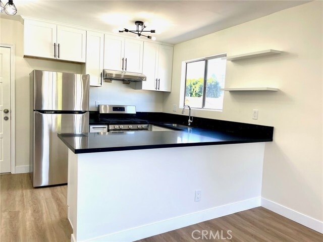 Building Photo - 2728 Crestmoore Pl