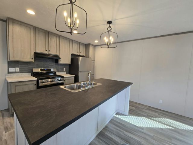 Photo - 94 Viking Terrace