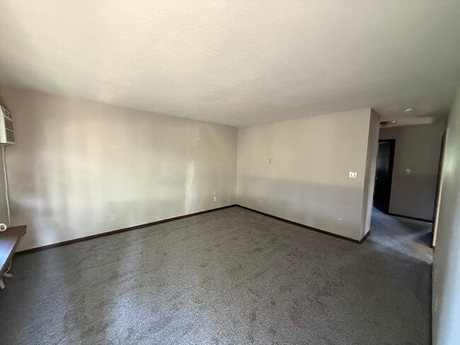 Building Photo - 1820 Oliver Ct Rental