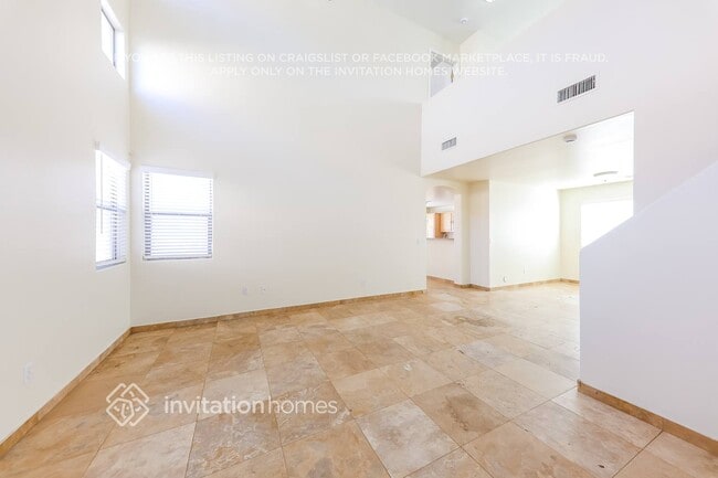 Photo - 7111 N 77th Dr