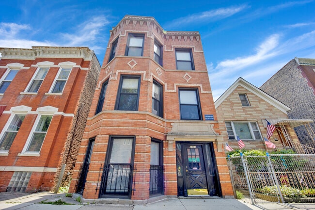 Photo - 2341 W Charleston St Apartment Unit 2R