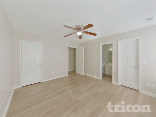 Photo - 262 Stonewood Dr