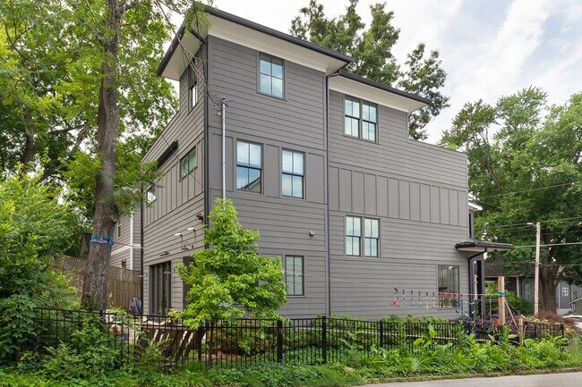 Photo - Stunning 4/3.5 Home in Highly Sought-After Area w/ 1300 Sq Ft of Outdoor Space!