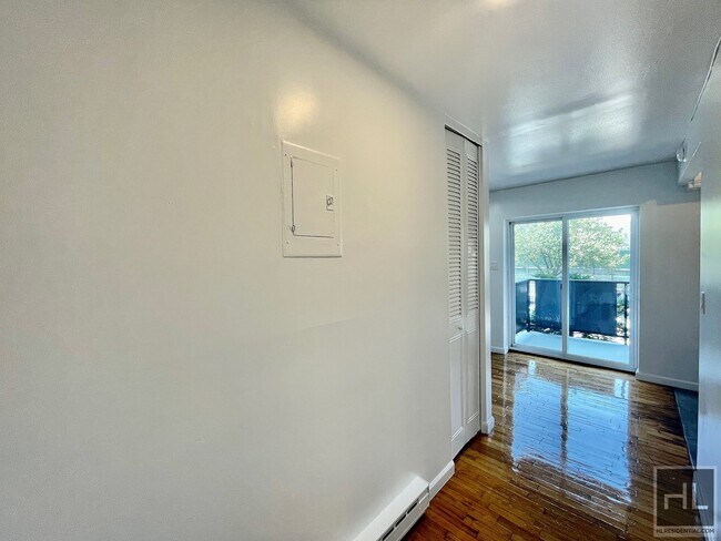 Photo - ASTORIA PARK SOUTH Unit 1J