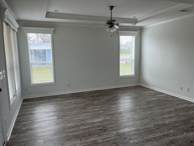 3539 Vine Trl