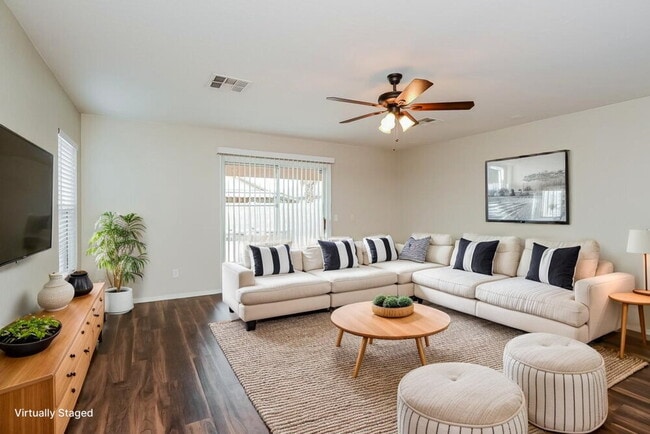 2436 E Olivine Rd