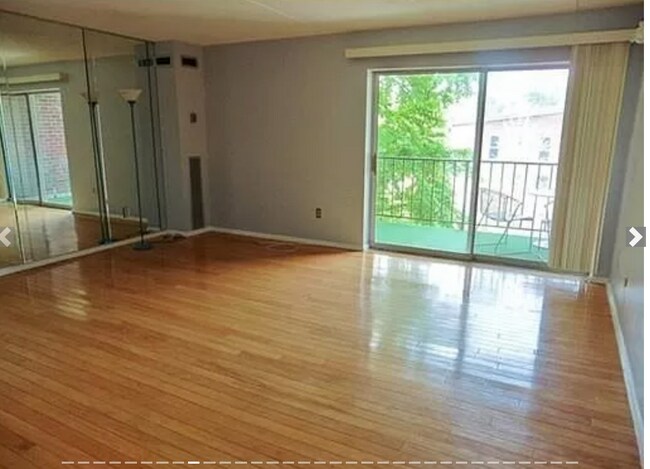 Building Photo - 50-56 Broadlawn Park Unit 410 Rental