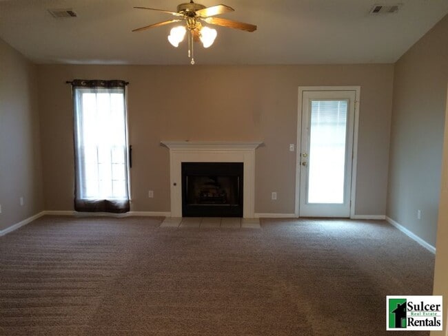 Photo - 2109 Bristol Dr