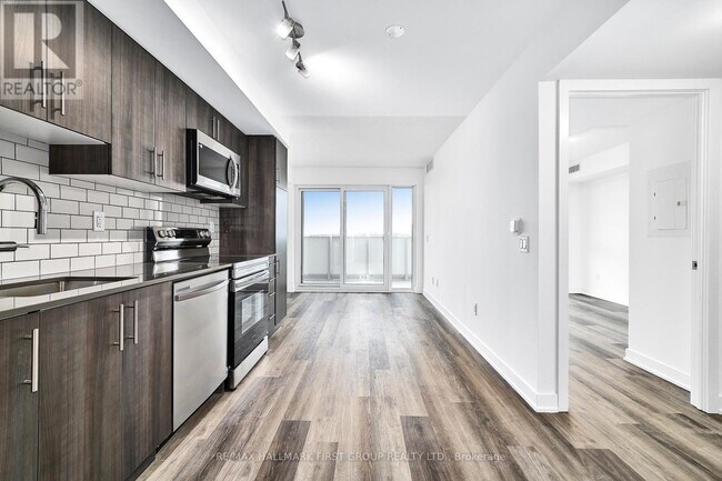 Photo - 1010 Sandy Beach Rd Unité 604