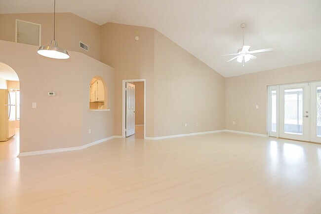 Photo - 28434 Meadowrush Way