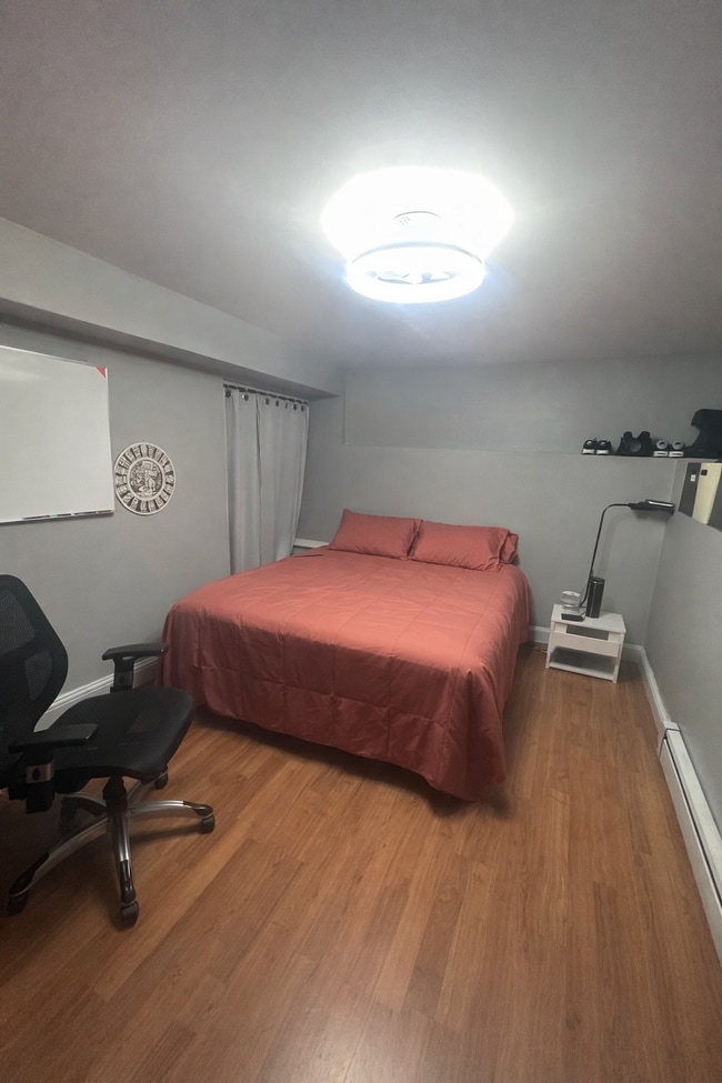 101 Allston Street Unidad LOWER LEVEL Unit B