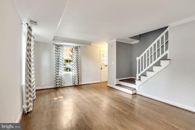 Photo - 2941 S Dinwiddie St