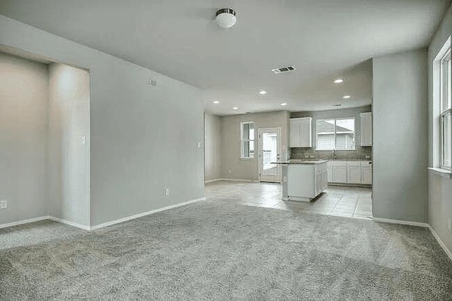 Photo - 1289 Goforth Rd