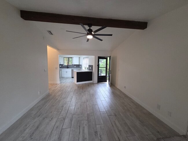 Photo - 1746 Foxhall Cir